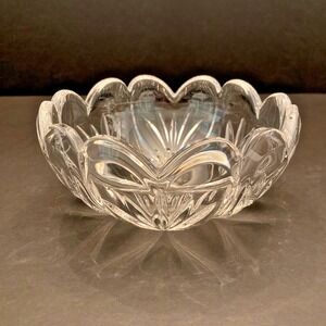 WATERFORD‎ Marquis SWEET MEMORIES BOWL Cut Crystal 5" Hearts Discontinued